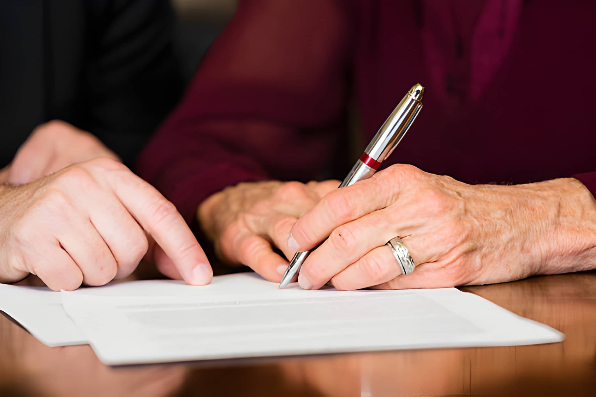 dejar toda la herencia al cónyuge